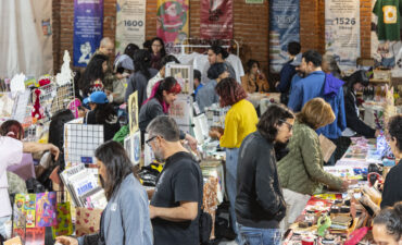 Arte, comunidad y compromiso social: Mi Valedor celebró su Bazar Cultural Navideño